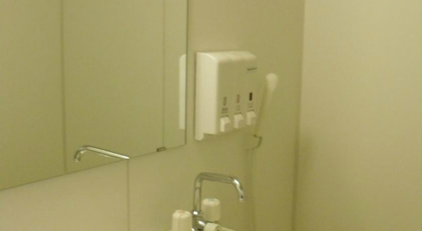 http://img03.jpyoo.com/Hotel/2015/12/13/p1a6cvjm2i1i6ev919sth88cdce.jpg