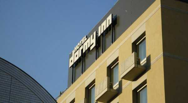 http://img03.jpyoo.com/Hotel/2015/12/14/p1a6fhtp5911181brjb1etrsts1.jpg