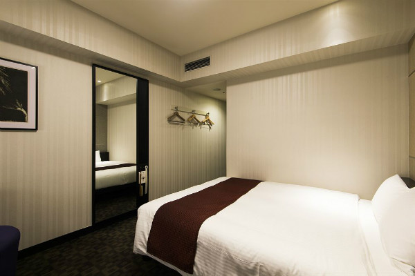 http://img03.jpyoo.com/Hotel/2015/6/23/p19of7sl741s3s5eb1r0pv4q137jl.jpg