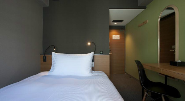 http://img03.jpyoo.com/Hotel/2015/6/23/p19ofomtqrv831csd17hv14m61q20u.jpg
