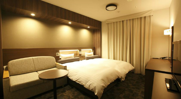 http://img03.jpyoo.com/Hotel/2015/7/13/p19q2o9tte8p81sp91tdsiig11hh18.jpg