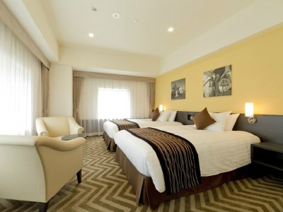 http://img03.jpyoo.com/Hotel/2015/8/25/p19thur1gu2531dfb7vh1sv3t2cb.jpg