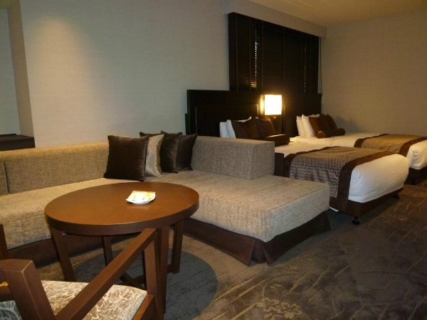 http://img03.jpyoo.com/Hotel/2017/3/7/p1bajlru4r11qi1vgbmr41dam1e7od.jpg