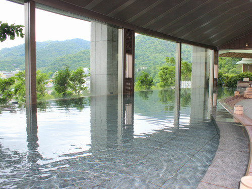 http://img03.jpyoo.com/Hotel/2017/3/8/p1balu078van3bi1oi5175bk1243.jpg